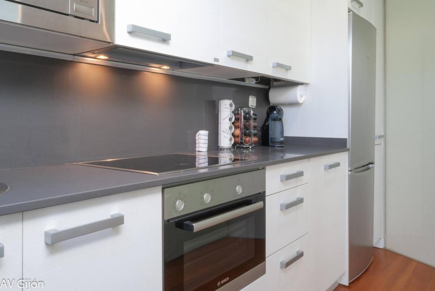 Av Gijon San Agustin 12 Apartment Bagian luar foto
