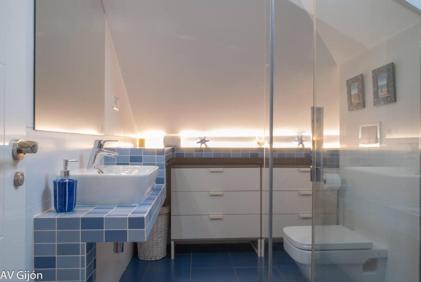 Av Gijon San Agustin 12 Apartment Bagian luar foto