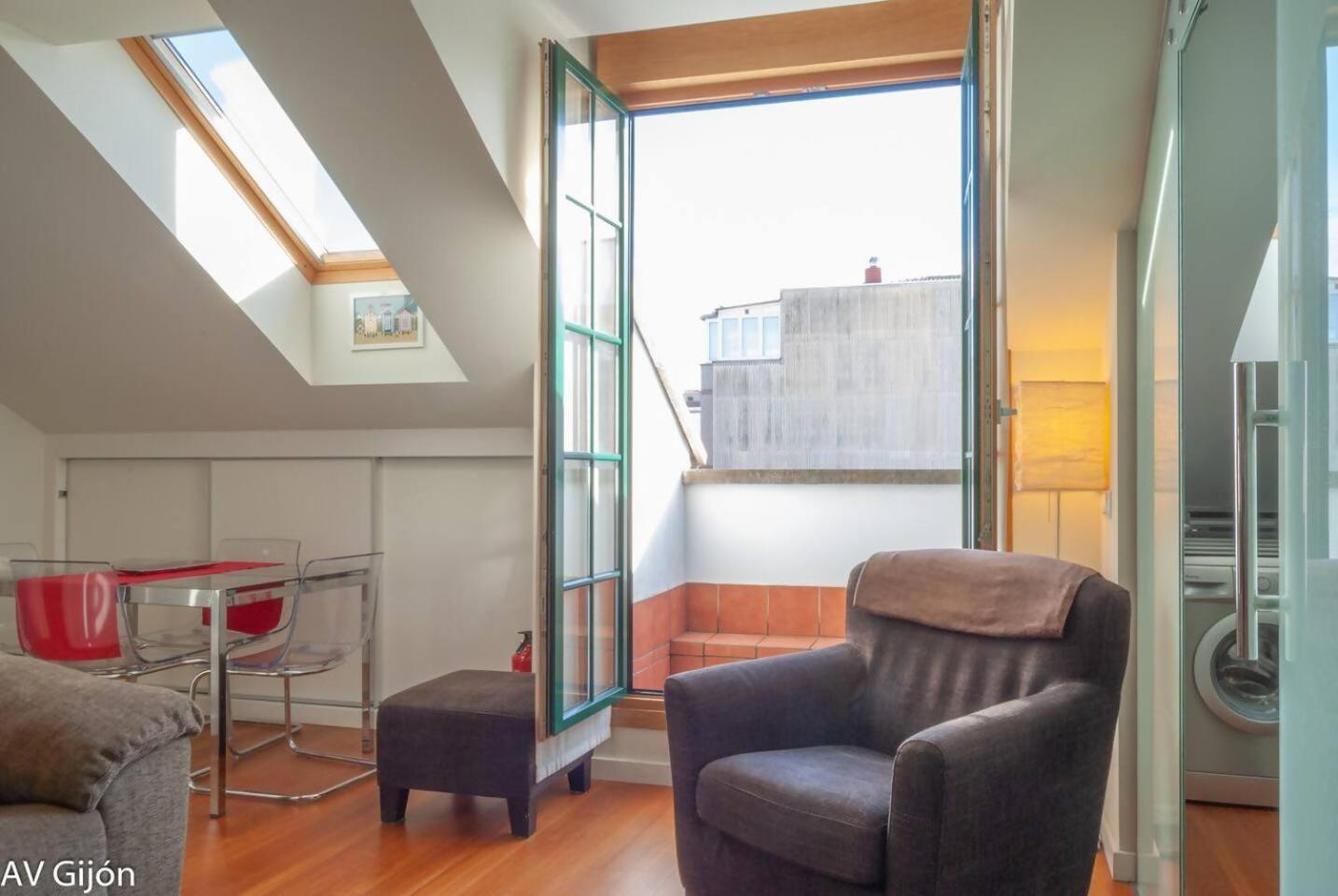 Av Gijon San Agustin 12 Apartment Bagian luar foto