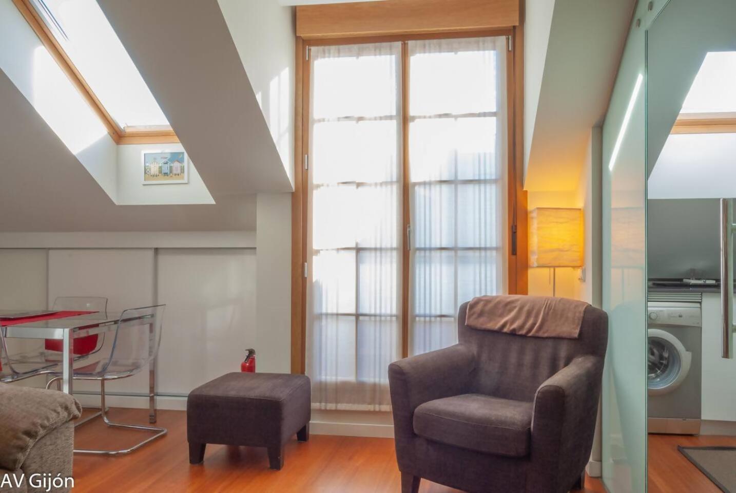 Av Gijon San Agustin 12 Apartment Bagian luar foto